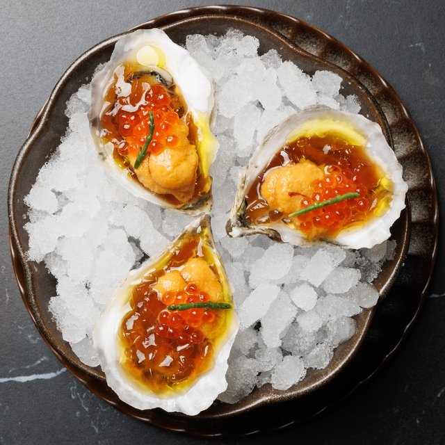 Oysters just taste better with uni. #53nyc #oyster #uni #seafood …