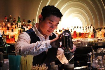 aaron kim head bartender